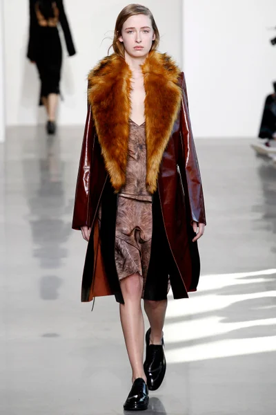 Look 28